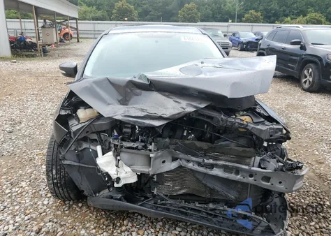 2016 Ford Focus Se z USA, uszkodzony, nr VIN 1FADP3F26GL337892